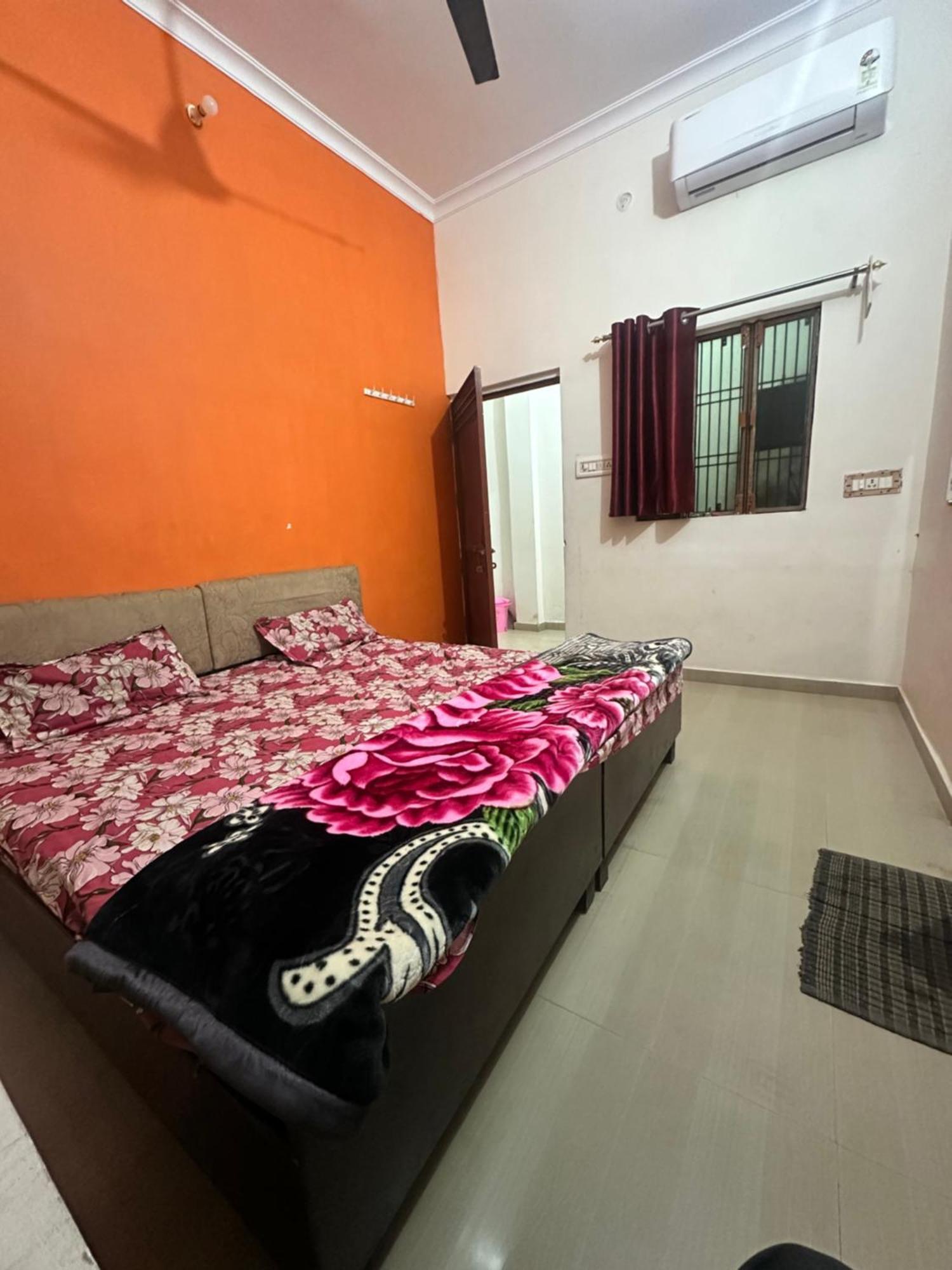 Khatu Shyam Guest House Ayodhya Dış mekan fotoğraf