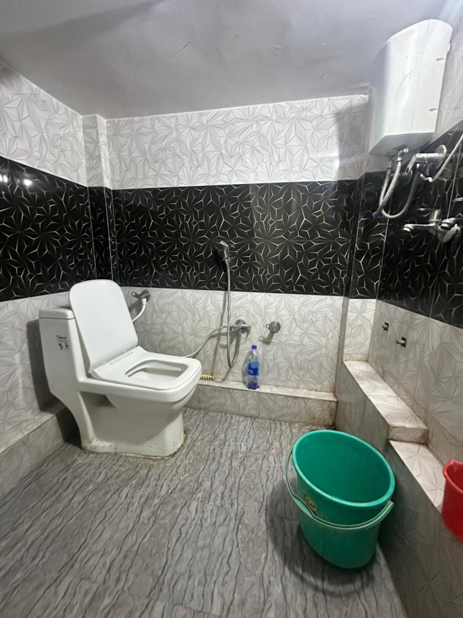 Khatu Shyam Guest House Ayodhya Dış mekan fotoğraf