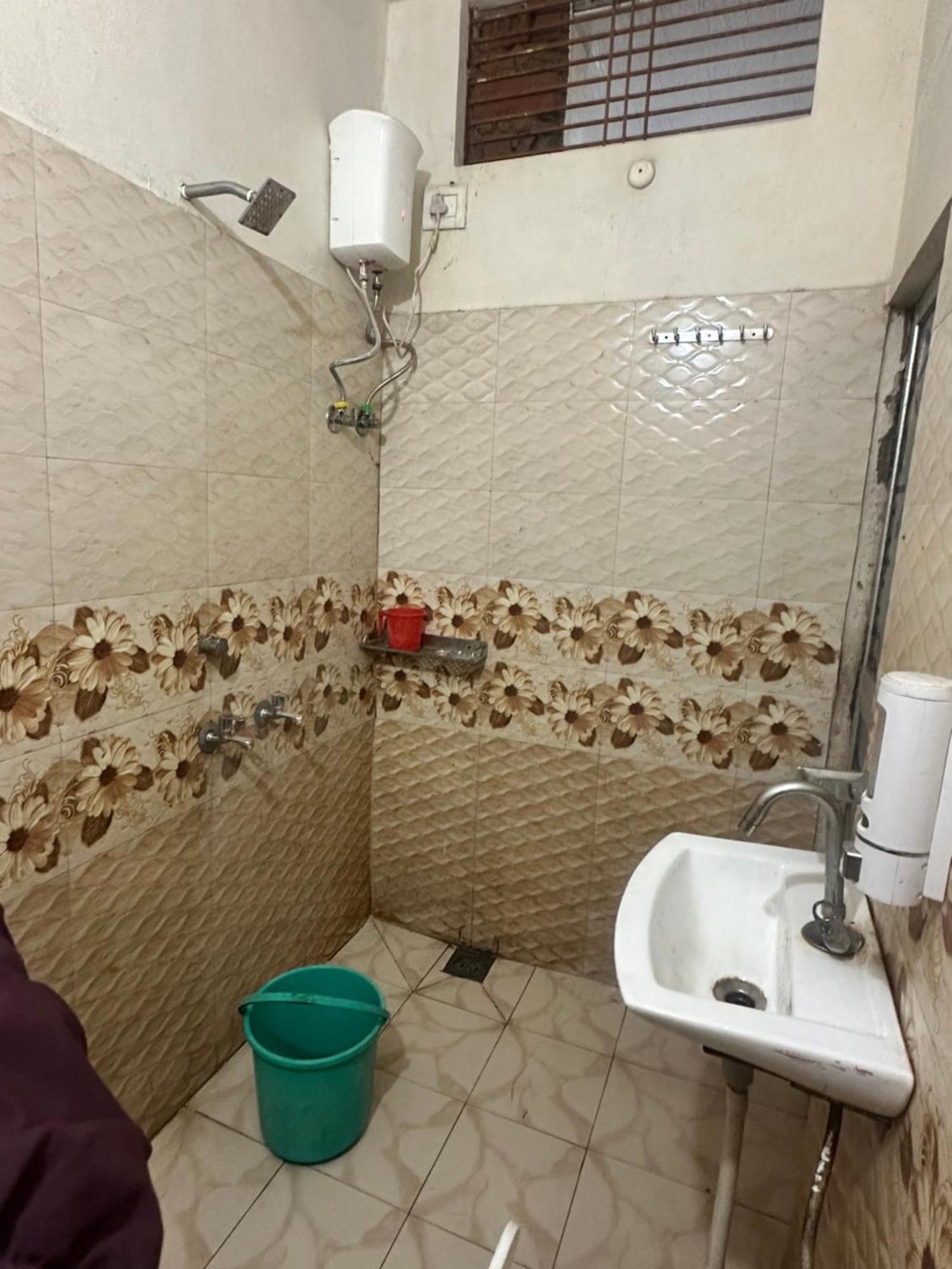 Khatu Shyam Guest House Ayodhya Dış mekan fotoğraf